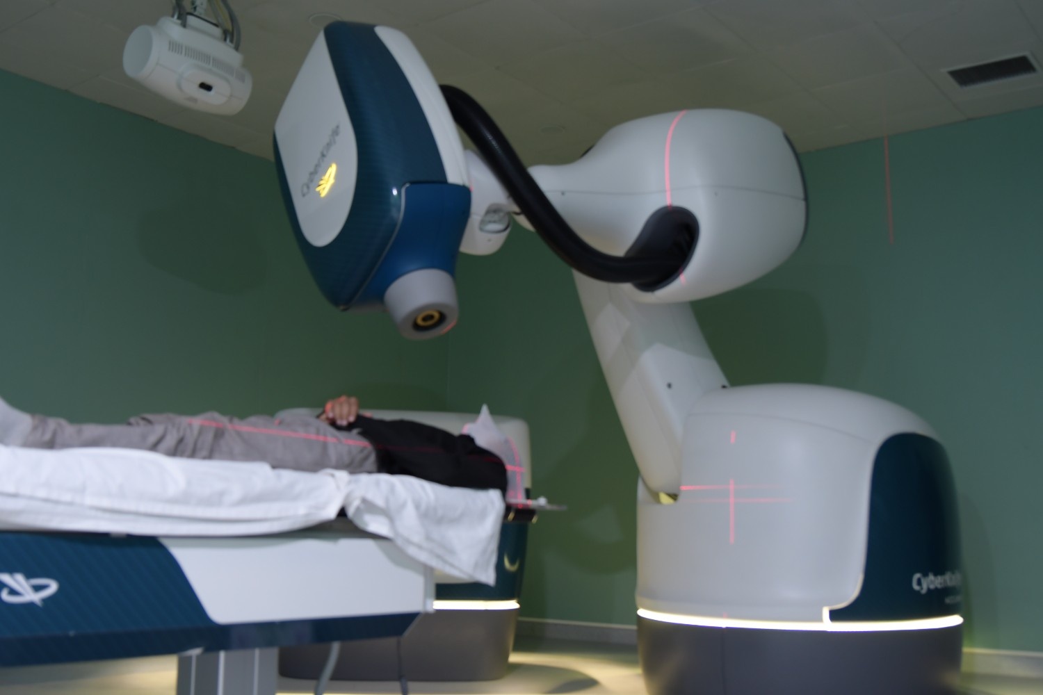 CyberKnife<br>"A New Hope for Cancer Patients" - Image 3